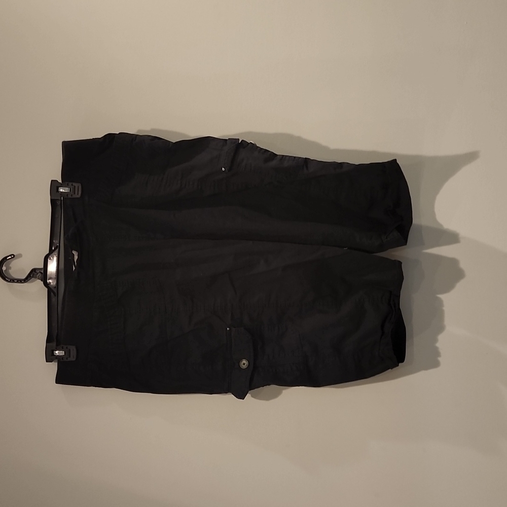 Black Women's capris size XXL